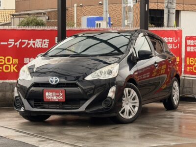 アクア　G　ブラックソフトレザーセレクション　内装は高級感のあるハーフレザーシート💫　高速道路走るときにラクチンなクルーズコントロール搭載🤗✌️　nanoe搭載エアコンで車内の清潔感を保てます😆👌　🌜大阪店専用HPも要チェック❗carlifegroup.jp で検索🕵️‍♂️　Instagram・Twitter・TikTokも随時更新中❗❗🌛《1年保証付》　