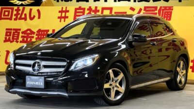 MERCEDES BENZ メルセデス・ベンツ　GLA250 4マチック【総合評価優良車】【4WD】【車検２年付】レーダーセーフティーＰＫＧ搭載で安心安全機能😊✨走行４万Ｋｍ台の多機能装備車両✨優良オークション高評価✨４．５点獲得車両💎高級感のあるハーフレザーシート💺＆シートヒーター付🚨純正ＨＤＤナビ🗾ＤＶＤ📀Ｂｌｕｅｔｏｏｔｈ🎶📱📞・フルセグＴＶ内臓📺パドルシフト機能付きで機敏なスポーツマチック機能も味わえます🏎明るいＨＩＤヘッドライト＆フォグランプ🔦純正18インチAW＆スタッドレスタイヤ付❄️☃️月々4万円台～✨🌜TOKYO店専用HPにて更新中❗ carlifegroup.tokyo.jpで検索🕵️‍♂️🌛《1年保証付》