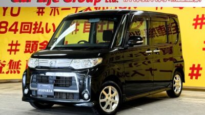 TANTO CUSTOM　タント カスタムX　スペシャル　【4WD】【後期型】【車検2年付】　ストラーダＳＤナビ🗾地デジフルセグＴＶ📺CD💿DVD📀　センターピラーレス＆左側スライドドア『ミラクルオープンドア』👀大きく開閉可能なので乗り降りや荷物の出し入れ楽々便利👪✨明るいHIDヘッドライト＆フォグランプで夜間視野性も抜群🔦　🌛TOKYO店専用HPにて更新中❗ carlifegroup.tokyo.jpで検索🕵️‍♂️🌛《1年保証》