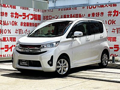 EK CUSTOM　EKカスタム　G　＂上級グレード＂　🎉走りもよく、燃費もいいコスパ最強な三菱の軽自動車🎉　ケンウッドナビ装着✨✨ＤＶＤ💿Ｂｌｕｅｔｏｏｔｈ🎶デジタルインナーミラーのバックカメラ搭載車🎥狭い駐車場も簡単駐車👀アイドリングストップ🍃ＪＣ０８モード燃費２２.６ｋｍ／Ｌ🍃ＨＩＤヘッドライトで夜間走行も視野確保🔦小回りも抜群🛞オシャレなパネル式オートエアコン装備🌈福岡店専用HPでも在庫確認可能‼✨【carlifegroup.fukuoka.jp/】で検索🕵️‍♂️