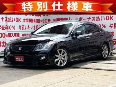 CROWN　クラウン　２.５アスリートアニバーサリーエディション　ハーフエアロ3点✨RSRダウンサスで程よく車高ダウン🚘純正オプショントヨタプレミアムサウンドシステムで１８スピーカー搭載🔥🔥大解放🌞サンルーフ付😚本革シート＆パワーシート＆シートエアコン付で高級感と快適性抜群💺✨純正マルチナビ🗾ＤＶＤ📀Ｂｌｕｅｔｏｏｔｈ🎶📱📞フルセグＴＶ内蔵型📺走行中映像視聴可能👀納車時新品タイヤ装着🎶車検２年付🌈🚗福岡店専用HPでも在庫確認可能‼✨ 【carlifegroup.fukuoka.jp/】で検索🕵️‍♂️