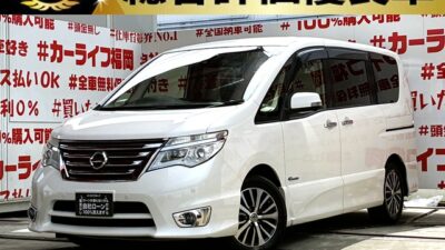 SERENA　セレナ　ハイウェイスター Ｖセレクション＋Ｓａｆｅｔｙ Ｓ－ＨＹＢＲＩＤアドバンスドセーフティパック【総合評価優良車】【特別仕様車】【後期型】　✨人気グレード入荷‼️内外装オシャレな１台✨純正ＳＤナビ🗾ＤＶＤ💿Ｂｌｕｅｔｏｏｔｈ🎶📞フルセグＴＶ内蔵型📺走行中映像視聴可能👀純正フリップダウンモニター搭載📺安心・安全機能エマージェンシーブレーキ＆ＬＤＷ（車線逸脱防止機能）搭載🚥明るいＬＥＤヘッドライト採用💡カタログ燃費・ＪＣ０８モード１６ｋｍ／Ｌ🍃アラウンドビューモニター付きで駐車も楽々📹月々２万円台～ＯＫ🚗車検２年付🌈福岡店専用HPでも在庫確認可能‼✨ 【carlifegroup.fukuoka.jp/】で検索🕵️‍♂️