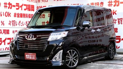ROOMY　ルーミー　カスタムG -T【特別仕様車】＂最上級グレード・コンパクトハイトワゴン🌟インタークーラーターボ車💎ハーフ３点エアロ＆メッキパーツ装着車💎純正ＳＤナビ🗾ＤＶＤ📀Ｂｌｕｅｔｏｏｔｈ🎶📞フルセグＴＶ内蔵型📺走行中映像視聴可能👀カロッツェリアフリップダウンモニター付🌞両側パワースライドドアー・プッシュボタン付きで開閉楽々🚪衝突回避支援システム・スマートアシストⅡ搭載🚨ＬＥＤヘッドライト＆ＬＥＤフォグランプで夜間の視野性もバッチリ💡前席シートヒーターも付いています👍🌈福岡店専用HPでも在庫確認可能‼✨ 【carlifegroup.fukuoka.jp/】で検索🕵️‍♂️
