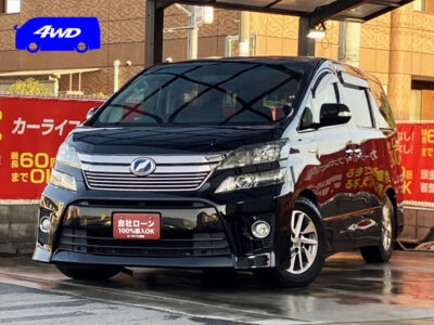 ヴェルファイアHV　ZR　4WD　お子様が居る家庭には嬉しいフリップダウンモニター付き💫✨　高速を運転する時に楽なクルーズコントロール搭載🚗✌️　内装は高級感のある電動シートやオットマンシート💥　運転手が変わっても座席を調節しなくて良いメモリーシート付き🎵　🌜大阪店専用HPも要チェック❗carlifegroup.jp で検索🕵️‍♂️　Instagram・Twitter・TikTokも随時更新中❗❗🌛《1年保証付》