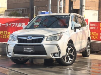 フォレスター　2.0XT　アイサイト　《ワンオーナー》　走りも安全も妥協したくない方におすすめの1台🚗🫧　SUVならではのボディの厚みを意識した力強さと、居住性の高さを感じさせるスタイリング✨　悪路・街乗りどちらも強い万能車🚗💫　ハーフレザー調シートやパワーシート、シートヒーターなど高級感あります✌️　🌜大阪店専用HPも要チェック❗carlifegroup.jp で検索🕵️‍♂️　Instagram・Twitter・TikTokも随時更新中❗❗🌛《1年保証付