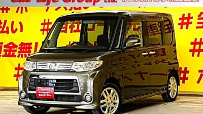 TANTO CUSTOM　タント　カスタムRS　【ターボ】【1年保証】人気の低価格ハイトワゴン🎉ターボ搭載で力強い走りが可能🔥希少カーキーブラウンG52✨純正SDナビ🗾DVD💿地デジワンセグTV📺Ｂｌｕｅｔｏｏｔｈ🎶センターピラーレス＆左側スライドドア『ミラクルオープンドア』👀専用MOMOステアリング🎉後席はフルフラットシートになるのでお荷物もたくさん載せられます📦夜間でも明るいHIDヘッドライト&フォグランプ🔦TOKYO店専用HPにて更新中❗ carlifegroup.tokyo.jpで検索🕵️‍♂️