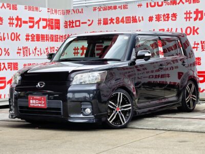 COROLLA RUMION　カローラルミオン　1.5G エアロツアラー　【カスタム】【ユーザー買取車】　＂最上級グレード＂月々１６，５００円～ＯＫ💎純正ハーフフルエアロ＆シャレン１８インチＡＷ＆ＴＥＩＮ車高調ローダウン＆レザー調シートカバー＆社外エンジンスターター装着済💎室内は、高いベルトラインにより、心地よい包まれ感を演出するとともに、インパネは、機能毎に３層に積み重ねた水平基調の造形と丸型の４連メーターを組み合わせたユニークなデザイン🎶ケンウッドメモリーナビ🗾ＤＶＤ📀Ｂｌｕｅｔｏｏｔｈ🎶📱📞地デジフルセグＴＶ📺走行時視聴可能👀純正リアスピーカー＆カロッツェリアサブウーファー付で音響性能抜群🎶シートを倒せばラゲッジスペースも広々😲納車時新品タイヤ装着🚗福岡店専用HPでも在庫確認可能‼✨ 【carlifegroup.fukuoka.jp/】で検索🕵️‍♂️