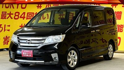 SERENA　セレナ　ハイウェイスターS-HV　 Vセレクション【特別仕様車】【１年保証】【車検２年付】純正HDDナビ🗾ＤＶＤ📀Ｂｌｕｅｔｏｏｔｈ🎶📞フルセグＴＶ📺後席フリップダウンモニター✨両側パワースライドドア装備・楽々ワンタッチボタン開閉式✨マルチセンターシートで様々なシートアレンジが楽しめます😍👌2列目シートバックテーブル付き🎶Ｗエアコンタイプでリアの温度調整も可能🌀高速走行もストレスなしのビルトインETC&クルーズコントロール🚗後方視界も良好なバックカメラ📷リアサイドシェード付・ＵＶ・プライバシーも安心🌛TOKYO店専用HPにて更新中❗ carlifegroup.tokyo.jpで検索🕵️‍♂️🌛