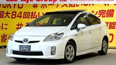 PRIUS プリウス S 【車検2年付】💎走行7万キロ台💎月々2万円台~OK👌🌞開放感抜群のソーラーパネル付きサンルーフ🌞純正SDナビ🗾地デジフルセグTV📺DVD📀Bluetooth📱🎶🍃JC08モード:30.4kmの低燃費🍃クリアランスソナーで狭い道でも安心👌スマートキー&プッシュスタート付きエンジン楽々スタート🌈🌛TOKYO店専用HPにて更新中❗ carlifegroup.tokyo.jpで検索🕵️♂️🌛《1年保証》