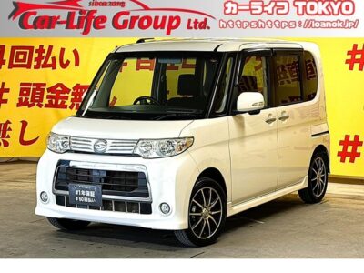 TANTO CUSTOM  タント  カスタム　X 　後期型❣️カロッツエリア楽ナビ🗾CD &ＤＶＤ📀🎶📱📞ワンセグＴＶ内蔵型📺👀バックカメラ🤩使い勝手が良い、左オートスライドドアでピーラーレス🤩✨大人気のタント１万円台にて入庫致しました✨社外15インチAWで足元もオシャレに🎉❣️使いやすさ、機能性、デザインの独創性が優れてます✨夜間でも明るいHIDヘッドライト&フォグランプ🔦TOKYO店専用HPにて更新中❗ carlifegroup.tokyo.jpで検索🕵️‍♂️