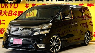 VELLFIRE ヴェルファイア 2.4Z プラチナムセレクション【総合評価優良】【特別仕様車】【カスタム】【車検2年付】カスタム装備多数の大人気ミニバン入庫💡社外20インチアルミホイール装着&ローダウン👍👀地デジフルセグTV📺DVD📀Bluetoothオーディオ機能付き🎶大人気の7人乗りモデル🚗両側パワースライドドア&パワーバックドア😍2列目オットマン付キャプテンシートで乗り降りも荷物の出し入れも楽々🤱🌜TOKYO店専用HPにて更新中❗ carlifegroup.tokyo.jpで検索🕵️♂️