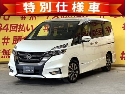 SERENA　セレナ　ハイウェイスター　Vセレクション【特別仕様車】【車検２年付】月々３万円台～OK👌足をかざして楽々開閉🚨ハンズフリー両側パワースライドドアー搭載車🚗✨デュアルバックドアタイプで荷物の出し入れ楽々🤗純正ＳＤナビ🛣️地デジフルセグTV📺ＤＶＤ📀Bluetooth📱🎶純正フリップダウンモニター付きで後席のお子様も飽きずに楽しく乗れます😆✨安心安全💎バックカメラ＆サイドカメラ＆フロントカメラ＆全方位カメラ搭載📷夜間走行時も明るいLEDヘッドライト＆フォグ🔦🌛TOKYO店専用HPにて更新中❗ carlifegroup.tokyo.jpで検索🕵️‍♂️🌛《1年保証》