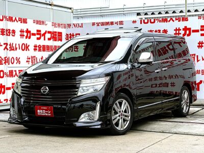 ELGRAND　エルグランド　250ハイウェイスター【車検２年付】🌞ツインムーンルーフ付の装備充実・内外装程度良好🌈💎純正フロントスポイラー・リアテールメッキガーニッシュ付💎純正ＨＤＤマルチナビ🗾ＤＶＤ📀Ｂｌｕｅｔｏｏｔｈ🎶📱📞フルセグＴＶ内蔵型📺アラウンドビューモニター📹搭載★駐車・車庫入れもスムーズに😊７人乗りキャプテンシート💺＆純正１１インチ電動フリップダウンモニター搭載📺🚗両側パワースライドドアー・楽々ワンプッシュボタン開閉可能🔘月々２万円台～ＯＫ😲納車時新品タイヤ装着🌈🚗福岡店専用HPでも在庫確認可能‼✨ 【carlifegroup.fukuoka.jp/】で検索🕵️‍♂️