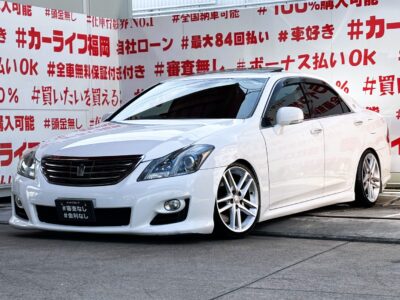 CROWN　クラウン　3.5アスリート　【カスタム】　車高調ローダウン🚗２００系クラウンアスリート後期純正ホイール＆ハイブリットグリル装着で程よい純正カスタム🛞オイルパン鉄板加工済み‼️アリーナホーンⅢ装着🔥大解放🌞サンルーフ付😚本革シート＆パワーシート＆シートエアコン付で高級感と快適性抜群💺リアシートもパワーシート付✨純正マルチナビ🗾ＤＶＤ📀Ｂｌｕｅｔｏｏｔｈ🎶📱📞フルセグＴＶ内蔵型📺走行中映像視聴可能👀４色切りかえ可能フォグランプ🔦車検２年付🌈🚗福岡店専用HPでも在庫確認可能‼✨ 【carlifegroup.fukuoka.jp/】で検索🕵️‍♂️
