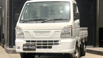NT100　クリッパートラック　DX　荷台が広々で大きい荷物も載せれちゃいます🚗✨　ETC搭載で高速道路を使って遠い場所まで荷物を運ぶことが可能✌️💫　個人事業主さん農家さんなど色々な方に乗っていただけます🫧💨　🌜大阪店専用HPも要チェック❗carlifegroup.jp で検索🕵️‍♂️　Instagram・Twitter・TikTokも随時更新中❗❗🌛《1年保証付》