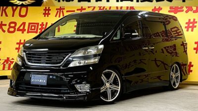 VELLFIRE　ヴェルファイア　2.4Z 【総合評価優良】【カスタム】【車検２年付】アルパイン9インチナビ🗾ＣＤ・ＤＶＤ💿🎵Ｂｌｕｅｔｏｏｔｈ📞地デジフルセグＴＶ内臓型📺駐車時など安心ラクラクなバックカメラ付き📹WALD20インチAW＆ローダウン✨ヴァレンティLEDテール装備💥ＨＩＤヘッドライト＆LEDフォグランプで夜間も明るく安全走行💡両側パワースライドドアーで小さなお子様の力でも後席の乗り降り楽々です🤱🌜TOKYO店専用HPにて更新中❗ carlifegroup.tokyo.jpで検索🕵️‍♂️🌛《1年保証付》
