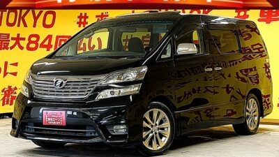 VELLFIRE ヴェルファイア 2.4Z プラチナセレクション2 タイプゴールド【特別仕様車】【車検2年付】🌈開放感抜群のサンルーフ🌈🎶アルパイン8型HDDナビ&10.2型後席モニター📺フルセグTV・CD・DVD📀ETC🖥️両側電動スライドドア&電動バックドア装備‼️アルカンターラシートで座り心地が最高‼️HIDヘッドライトで夜間も明るく安全走行🚗ウォークスルー・キャプテンシート💺オットマンなど高級感溢れる室内😊左右独立のデュアルエアコンや後席独立のWエアコンなど車内の空調も快適🎶TOKYO店専用HPにて更新中❗ carlifegroup.tokyo.jpで検索🕵️♂️🌛