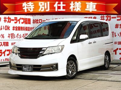 SERENA セレナ　ライダー　ブラックライン　S-HYBRID 【特別仕様車】💎オーテックジャパンがメッキパーツを施したライダーシリーズミニバン・フロントハーフエアロ付💎ストラーダメモリーナビ🗾ＤＶＤ💿Ｂｌｕｅｔｏｏｔｈ📱📞フルセグＴＶ内蔵型📺走行中映像視聴可能👀楽々開閉・両側パワースライドドア🚪ロングスライドのセンターシートでアレンジ性も多彩💺クルーズコントロール装備🌈月々２４，１００円～ＯＫ😲🚗福岡店専用HPでも在庫確認可能‼✨【carlifegroup.fukuoka.jp/】で検索🕵️‍♂️