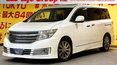 ELGRAND エルグランド 250ハイウェイスター 【車検2年付】ツインサンルーフ✨ライダーフェイス💎純正HDDナビ🗾地デジフルセグTV📺DVD📀Bluetoothでスマホから音楽再生可能🎶安心のアラウンドビューカメラ搭載📱後席には嬉しいフリップダウンモニターやオットマン付きキャプテンシートで快適装備💺👌ワンタッチで開閉可能な両側パワースライドドアなので乗り降りがラクラク👪✨夜間でも明るいHIDヘッドライト&フォグランプ🔦🌛TOKYO店専用HPにて更新中❗ carlifegroup.tokyo.jpで検索🕵️♂️🌛《1年保証》