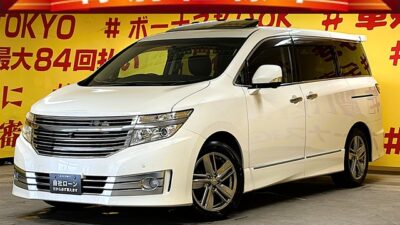 ELGRAND エルグランド ライダー 黒クロスシート マニュアルシート 【特別仕様車】【総合評価優良車】【車検2年付】 🌈低走行8万キロ台🌈ツインサンルーフ🌈ライダーならではのインパクトと迫力のあるフロントマスク👌純正HDDナビ🗾フルセグTV📺DVD📀走行中視聴可能👌Bluetooth付でスマートフォンからお好きな音楽を流せます📱🎶ワンタッチオープンの両側パワースライドドアでお子様連れのご家族でも乗り降り楽々👪✨HIDヘッドライト&フォグで夜間走行時にも明るく安心🔦🌜TOKYO店専用HPにて更新中❗ carlifegroup.tokyo.jpで検索🕵️♂️🌛《1年保証付》