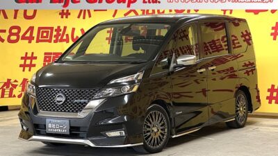 SERENA　セレナ　オーテックスポーツスペック　S-HYBRID　【車検２年付】　🌈最上級グレード🌈豪華AUTECH専用装備多数のハイブリッドミニバン🌈AUTECH専用ブルーステッチ入革巻きステアリング＆ブルーステッチ入クリスタルスエードシート💺運転支援機能・プロパイロット＆エマージェンシーブレーキ＆パーキングアシスト搭載🚗車線逸脱警報（ＬＤＷ）＆車線逸脱防止支援システム（ＬＤＰ）＆ふらつき警報等安全機能搭載💎純正９インチメモリーナビ🗾ＤＶＤ📀Ｂｌｕｅｔｏｏｔｈ🎶📱フルセグＴＶ内蔵型📺フリップダウンモニター搭載でリアエンタメも充実👀足をかざして楽々開閉🚪ハンズフリースライドドアで乗降り楽々😍✨デュアルバックドアタイプで荷物の出し入れも使い分けも自由自在💎安心のアラウンドビューモニター🌛TOKYO店専用HPにて更新中❗ carlifegroup.tokyo.jpで検索🕵️‍♂️🌛《1年保証》