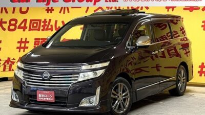 ELGRAND エルグランド 250ハイウェイスター【車検2年付】😍低走行35,000㎞台入庫‼️🌈ツインサンルーフで開放感が抜群🌈純正HDDナビ🗾地デジフルセグTV📺DVD📀Bluetoothでスマホから音楽再生可能🎶📱助手席オットマン付き2列目キャプテンシートで快適装備💺👌ワンタッチで開閉可能な両側パワースライドドアなので乗り降りがラクラク👪全周囲カメラのアラウンドビューモニター搭載で安心です🎥✨夜間でも明るいHIDヘッドライト&フォグランプ🔦納車時タイヤ4本新品🛞🌛TOKYO店専用HPにて更新中❗ carlifegroup.tokyo.jpで検索🕵️♂️🌛