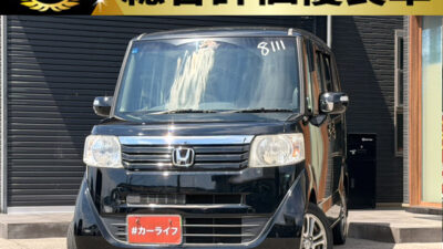 N-BOX G Lパッケージ【総合評価優良車】両側スライドドア(左側パワー)でお子様の乗り降りも楽々です🚗✨ 社外SDナビ&バックカメラで初めての道も駐車も安心💫 Bluetoothで好きな音楽を流しながらドライブも楽しめます🎵 ETC付きで高速道路もスムーズ👍《1年保証付》で安心のカーライフを💎🌜大阪店専用HPも要チェック❗carlifegroup.jp で検索🕵️♂️ Instagram・Twitter・TikTokも随時更新中❗❗🌛《1年保証付》