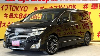 ELGRAND　エルグランド　350ハイウェイスター　【4WD】🌈５．７万㎞低走行車両🌈総排気量3500cc最高出力280ps最大トルク35.1kgによってストレスの無い力強い走りを実現🔥4WDで雪道や悪路でも安定した走行ができて安心です👌純正HDDナビ🗾CD💿DVD📀Bluetooth📱🎶フルセグＴＶ内蔵型📺助手席&二列目オットマン付きキャプテンシートの豪華な7人乗りモデル⭐️純正フリップダウンモニター付で後席の方もエンタメを楽しめます👀安心安全のバックカメラ＆アラウンドビューモニター搭載😊ワンタッチオープンの両側パワースライドドアで乗り降り楽々👪🌛TOKYO店専用HPにて更新中❗ carlifegroup.tokyo.jpで検索🕵️‍♂️🌛《1年保証》