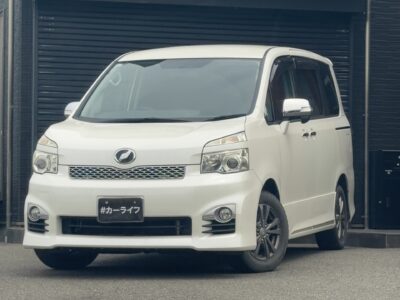 ヴォクシー　ZS　煌2【特別仕様車グレード】