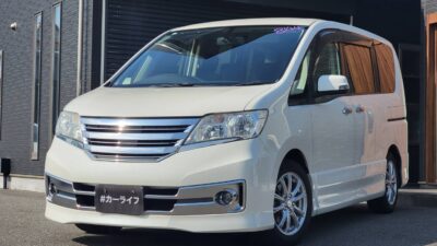 セレナ　ライダー　【ユーザー買取車】