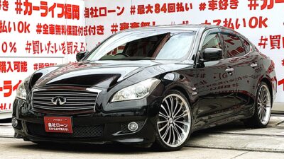 FUGA フーガハイブリッド VIPパッケージ 【カスタム】【車検2年付】"最上級グレード"💎大人気ホイール BADX・ロクサーニ21インチAW装着済💎安全装備&快適装備多数の1台🔥最高出力エンジン306ps&モーター68psのハイパワータイプ🔥カタログ燃費10・15モード19.0km/Lの驚異の燃費性のも誇る1台🍃純正HDDマルチナビ🗾DVD📀Bluetooth🎶📱📞フルセグTV内臓型📺走行中映像視聴可能👀💎高級感溢れるウッド調パネル&本革シート&パワーシートタイプ💺レーダークルーズコントロール機能付で楽々高速走行"シートエアコン&全席シートヒーター付の快適装備✨リア電動シート付の豪華装備🚗福岡店専用HPでも在庫確認可能‼✨ 【carlifegroup.fukuoka.jp/】で検索🕵️♂️