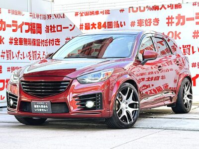CX-5　XD Lパッケージ【カスタム】【車検２年付】🔥TOPLINE ARNAGE SUV フルエアロキット＆BALKEN DTM BASIC２０インチAW装着車🔥ＴＥＩＮ車高調ローダウン🔥外装は赤を基調としたワインカラーでオールペン済／内装は天井ルーフ張替・小物も赤を基調とした仕上げ🔴カロッツェリアナビ🗾ＤＶＤ💿Ｂｌｕｅｔｏｏｔｈ📱🎶フルセグＴＶ内蔵型📺走行中映像視聴可能👀アイドリングストップ機能付・ＪＣ０８モード・カタログ燃費１８．６ｋｍ／Ｌ🍃バック・サイドカメラ📹付きで駐車も楽々🚗ＲＶＭ（リアビークルモニタリングシステム）・スマートシティブレーキサポート安全運転支援搭載✨高速も楽々運転・クルーズコントロール機能🚗福岡店専用HPでも在庫確認可能‼✨ 【carlifegroup.fukuoka.jp/】で検索🕵️‍♂️