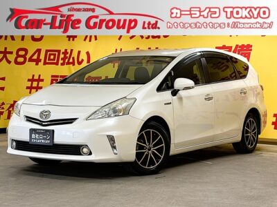 PRIUSα　プリウスα　S　【ユーザー買取車】✨人気のプリウスα入庫しました✨ アルパイン製SDナビ９インチの大きな画面でTV・DVD視聴可能📺&Bluetooth接続でご自身のスマホ📱からお好きな音楽を車内で楽しむことが出来ます👌新品シートカバー取付済み✨　カタログ燃費JC08モード26.2Km/ℓ！抜群の低燃費⛽　駐車時にも安心のバックカメラ付📷　🌈後部座席を倒せば十分なラゲッジスペース確保🌈　乗降時及びエンジン始動時に便利なスマートキー&プッシュスタート🌛TOKYO店専用HPにて更新中❗ carlifegroup.tokyo.jpで検索🕵️‍♂️🌛《1年保証》