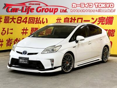PRIUS　プリウス　L　【カスタム】【車検２年付】人気の後期型✨アネーロコラソン19インチAW＆ローダウン🛞社外フルエアロ装備✨ワンセグTV📺📀Bluetooth♬　エンジン楽々スタート！スマートキー&プッシュスタート付き😄　カタログ燃費JC08モード30.4㎞/ℓ🔋お財布に優しいお車ナンバー１です👛🌛TOKYO店専用HPにて更新中❗ carlifegroup.tokyo.jpで検索🕵️‍♂️🌛《1年保証》