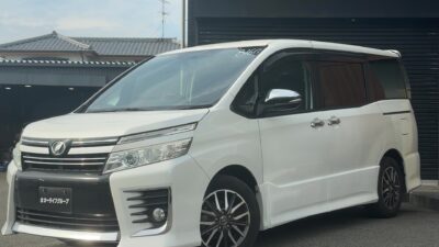 ヴォクシー　ZS　煌