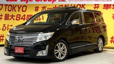 ELGRAND エルグランド 350ハイウェイスター【4WD】【車検2年付】🚙4WDで雪道や悪路でも安定した走行ができて安心です✨🌈開放感抜群のツインサンルーフ付✨🛣️純正HDDマルチナビ(地デジフルセグTV・Bluetooth・CD・DVD)🎶✨アラウンドビューモニターの全周囲モニター付📹👍ワンタッチで開閉可能な両側電動スライドドアで乗り降りがラクラク👪✨高級感のある黒革ハーフレザーシート+助手席&二列目オットマン付きキャプテンシートの豪華な7人乗りモデル😍💡夜間でも明るいHIDヘッドライト&フォグランプ✨納車時に社外16インチAW&スタッドレスタイヤのお引渡し🌛TOKYO店専用HPにて更新中❗ carlifegroup.tokyo.jpで検索🕵️♂️🌛