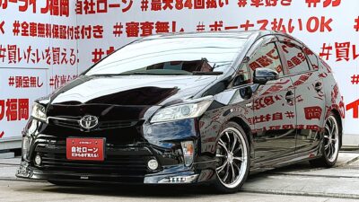 PRIUS プリウス G"後期型"【カスタム】【車検2年付】✨人気ハイブリッドセダンの上級グレード入庫✨💎モデリスタハーフ3点エアロ&TEIN車高調ローダウン💎高級感溢れる革巻ハンドル🔯ハーフレザーシート標準装備💺運転席パワーシート💺純正8インチHDDナビ🗾DVD📀Bluetooth📱🎶📞フルセグTV内蔵型📺走行中映像視聴可能📺クルーズコントロール機能で長距離も楽々運転🔰文句無しの燃費性能💨・カタログ燃費JC08モード🍂30.2km/L✨デュアルマフラー装着済で重低音も楽しめる📢🌈🚗福岡店専用HPでも在庫確認可能‼✨ 【carlifegroup.fukuoka.jp】で検索🕵️♂️