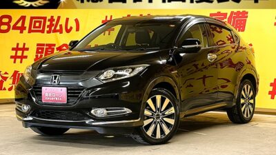 VEZEL　ヴェゼル　ハイブリッドＸ　【総合評価優良車】【4WD】🌈大人気のコンパクトSUVヴェゼル再入庫😍 ✨🎶社外１８インチアルミ装着🛞🥰安心安全抑止CTBA付✨純正インターナビ🗾ＣＤ・ＤＶＤ💿🎵Ｂｌｕｅｔｏｏｔｈ🎶📱📞地デジワンセグＴＶ内臓型📺高速走行も快適なETC＆クルーズコントロール🌈夜間走行も視界良好なLEDヘッドライト&フォグランプ💡寒い時期でも安心シートヒーター装備🚗TOKYO店専用HPにて更新中❗ carlifegroup.tokyo.jpで検索🕵️‍♂️🌛《1年保証》