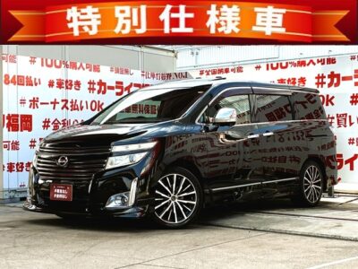 ELGRAND　エルグランド　ハイウェイスタープレミアム【特別仕様車】🌞ツインムーンルーフ付の装備充実・内外装程度良好🌈💎純正前後スポイラー付💎純正ＨＤＤマルチナビ🗾CD・DVD再生📀Bluetoothオーディオ接続🎶📱📞フルセグＴＶ内蔵型📺アラウンドビューモニター📹搭載で駐車・車庫入れもスムーズです😊前席メモリー付パワーシート・７人乗りキャプテンシート💺＆純正電動フリップダウンモニター搭載📺🚗両側パワースライドドアー・楽々ワンプッシュボタン開閉可能🔘🌈🚗福岡店専用HPでも在庫確認可能‼✨ 【carlifegroup.fukuoka.jp/】で検索🕵️‍♂️