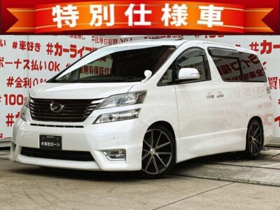 VELLFIRE　ヴェルファイア　2.4Zプラチナセレクション【特別仕様車】【カスタム】【車検2年付】✨大人気ミニバン・ダウンサス＆LUXALES19インチAW装着✨ツインムーンルーフ付き✨エクリプスメモリーナビ🗾CD・DVD・SD再生💿Bluetoothオーディオ接続📱📞地デジフルセグＴＶ📺純正フリップダウンモニター装備🖥️オットマン付キャプテンシート💺でくつろぎ空間のセカンドシート💺両側パワースライドドアー🚪＆パワーバックドアーでボタン・リモコン楽々開閉🔘納車時新品タイヤ装着🛞🚗福岡店専用HPでも在庫確認可能‼✨【carlifegroup.fukuoka.jp/】で検索🕵️‍♂️
