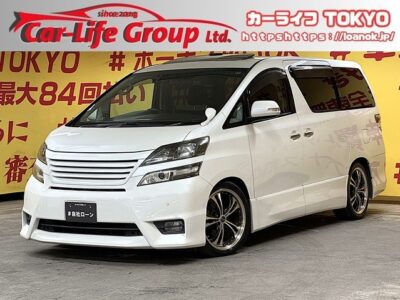 VELLFIRE　ヴェルファイア　2.4Z 【車検２年付】【カスタム】🌈解放感たっぷりツインサンルーフ付🌈豪華8人乗り車両で大人数でのお出かけにもピッタリ👌RSRダウンサス＆社外19インチAW装着で見た目もかっこよく決まってます👌ストラーダメモリーナビ🗾ワンセグTV📺CD📀Bluetooth📱🎶両側パワースライドドアでお子様連れでも乗り降り楽々🤱✨駐車時など安心ラクラクなバックカメラ付き👀ＨＩＤヘッドライト＆フォグランプで夜間も明るく安全走行💡🌛TOKYO店専用HPにて更新中❗ carlifegroup.tokyo.jpで検索🕵️‍♂️🌛《1年保証》