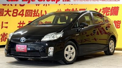 PRIUS プリウス S 【車検2年付】😍走行5万㎞台のプリウス入庫‼️低燃費と静粛性に優れているハイブリッドカー🌍カタログ燃費JC08モード30.4㎞/ℓ✨お財布優しいプリウスです😍エンジン楽々スタート!スマートキー&プッシュスタート付き🔰🌛TOKYO店専用HPにて更新中❗ carlifegroup.tokyo.jpで検索🕵️♂️🌛
