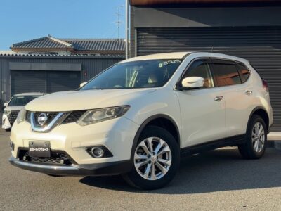 エクストレイル　20X エマージェンシーブレーキパッケージ