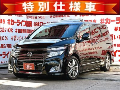 ELGRAND エルグランド　VIP【特別仕様車】💎ツインムーンルーフ付の豪華装備が標準仕様の上級グレード入庫💎🔥純正メーカーナビ🗾ＤＶＤ💿Ｂｌｕｅｔｏｏｔｈ📱🎶フルセグＴＶ内蔵型📺走行中映像視聴可能👀高級感溢れるインパネ内装・黒本革パワーシート装備💺！！パワーゲート機能付で女性でも開け閉め楽々✨７人乗りキャプテンシート・オットマン機能付💎ＢＯＳＥ５．１ｃｈサウンドサラウンドシステム/純正電動フリップダウンモニターで余裕のくつろぎ空間💎アラウンドビューモニターで周囲の安全確認も一目稜線👀☕乗り降りも便利・左側オートステップ装備🚗福岡店専用HPでも在庫確認可能‼✨ 【carlifegroup.fukuoka.jp/】で検索🕵️‍♂️